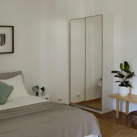 Jardin Apartment *